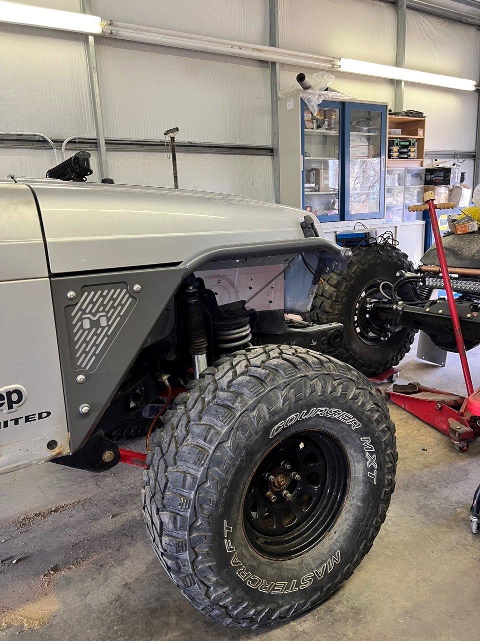 Jeep3.jpg