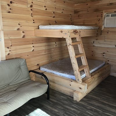 cabins-3-5-interior-1-scaled.jpg