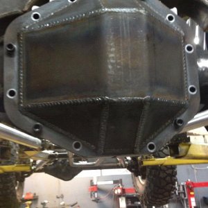 UCF 13 bolt cover.jpg