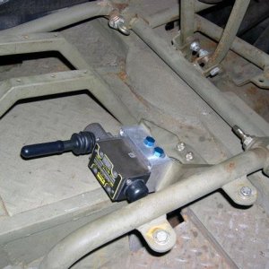 rearsteer_valve2.jpg