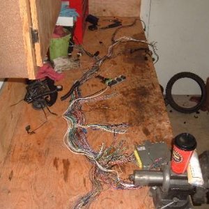 wiring mess1.JPG