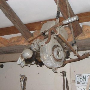 old saw pics 009.jpg