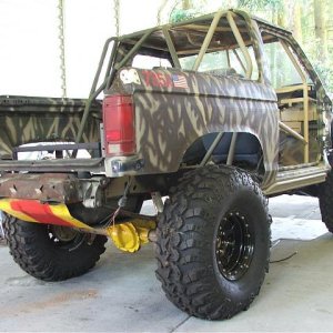 motorcycle broncoII build 045.jpg