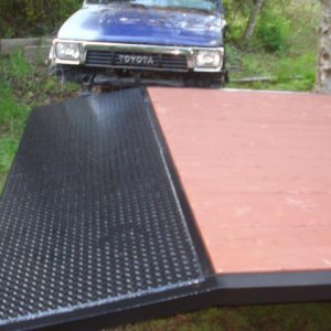 trailer pics 018.jpg