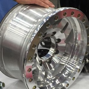 EXCLUSIVEFUELDOUBLEBEADLOCKWHEELS (Small).jpg