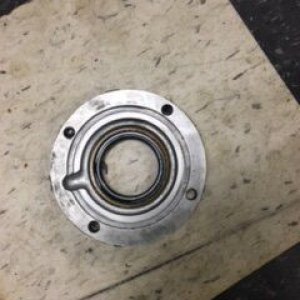 NP205 Bearing cover.JPG